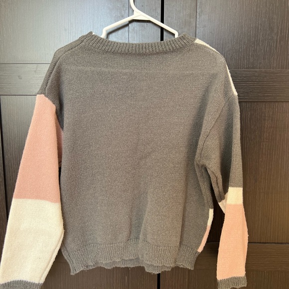 Sweater - Picture 2 of 4